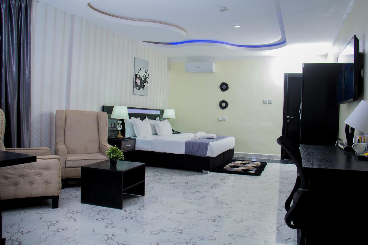 Gpinnacle Suites Ilorin Exteriör bild